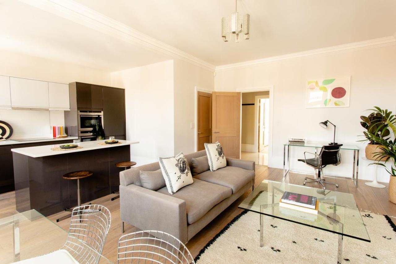 56 Welbeck Street Aparthotel London Exterior photo