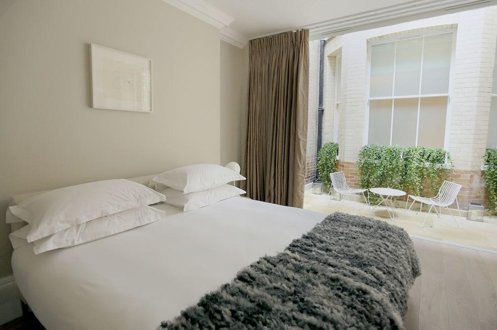 56 Welbeck Street Aparthotel London Exterior photo